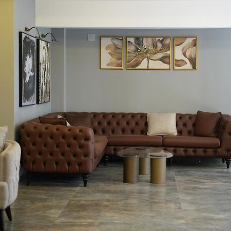 Eniza Hotel 梅尔辛 外观 照片