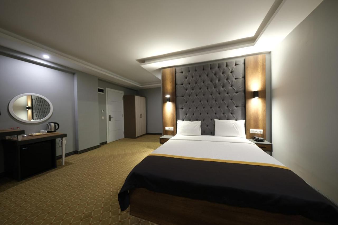 Eniza Hotel 梅尔辛 外观 照片