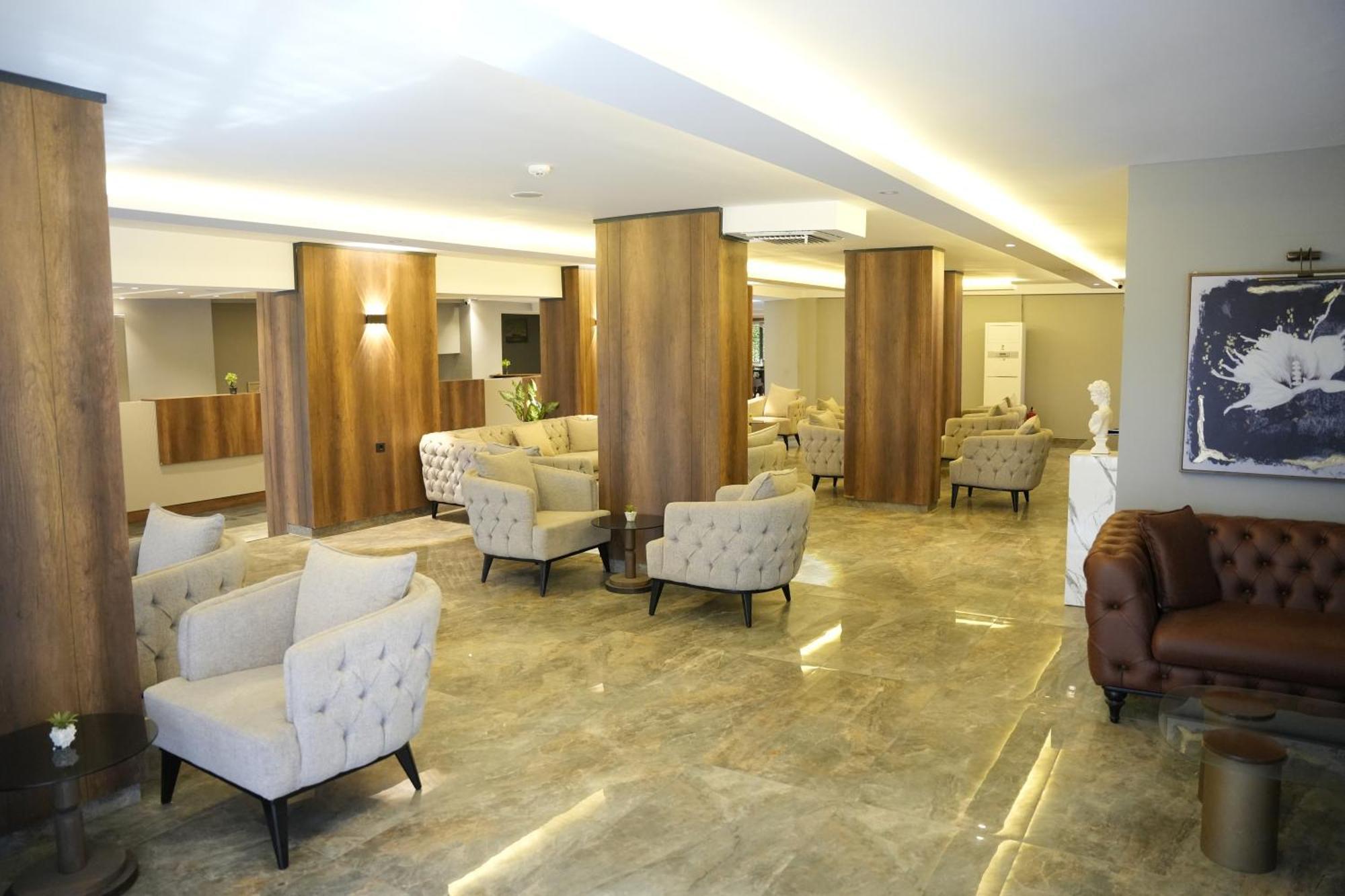 Eniza Hotel 梅尔辛 外观 照片